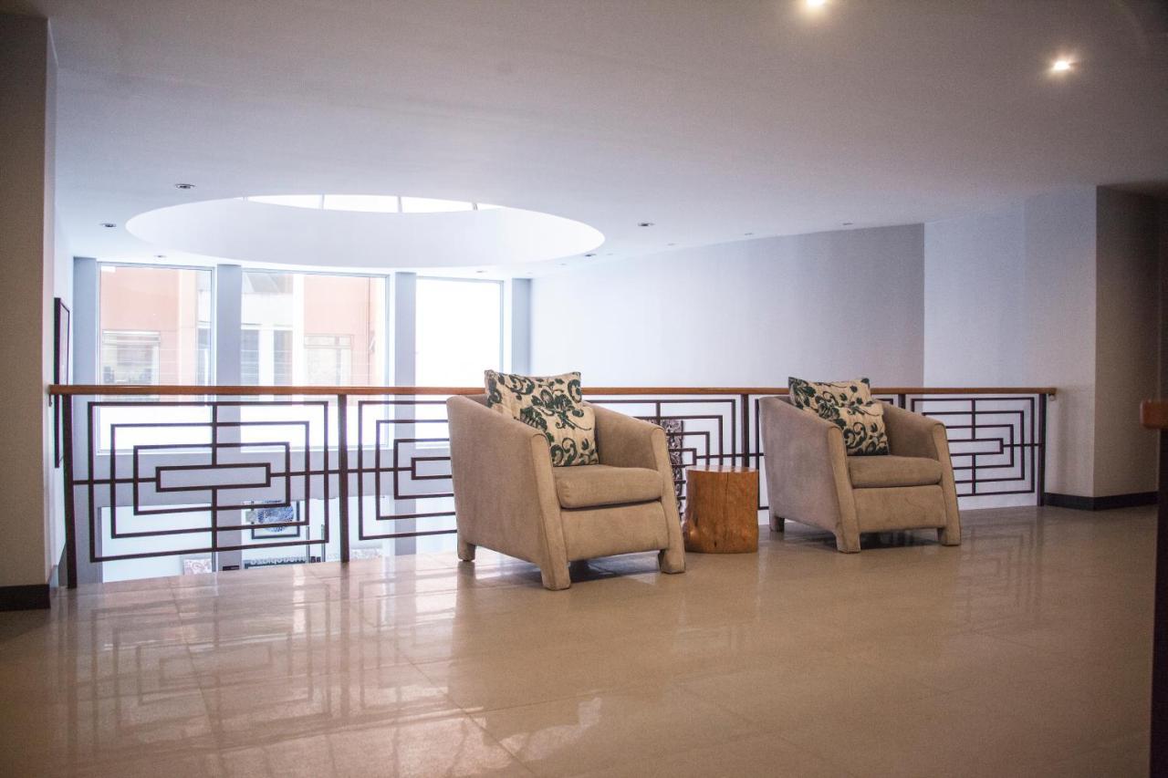 Deluxe Apartment Metroplaza 基多 外观 照片